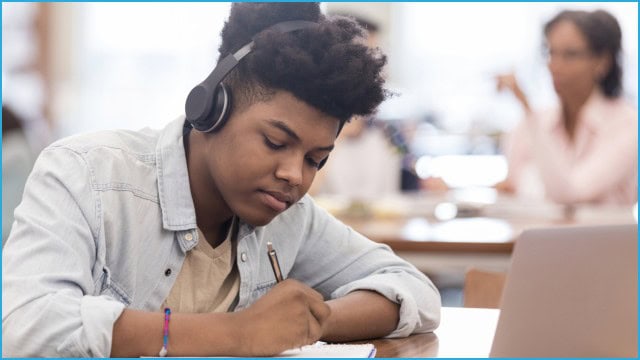 use music to learn English